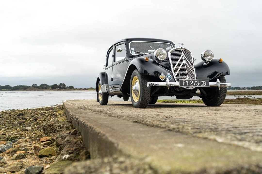 1955 Citroen Traction Avant - Image 3 of 30