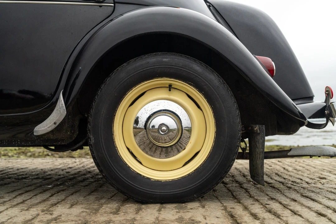 1955 Citroen Traction Avant - Image 16 of 30
