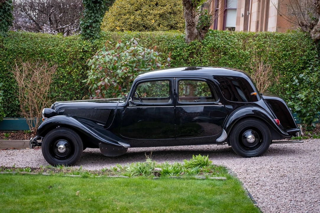1955 Citroen Traction Avant - Image 12 of 30