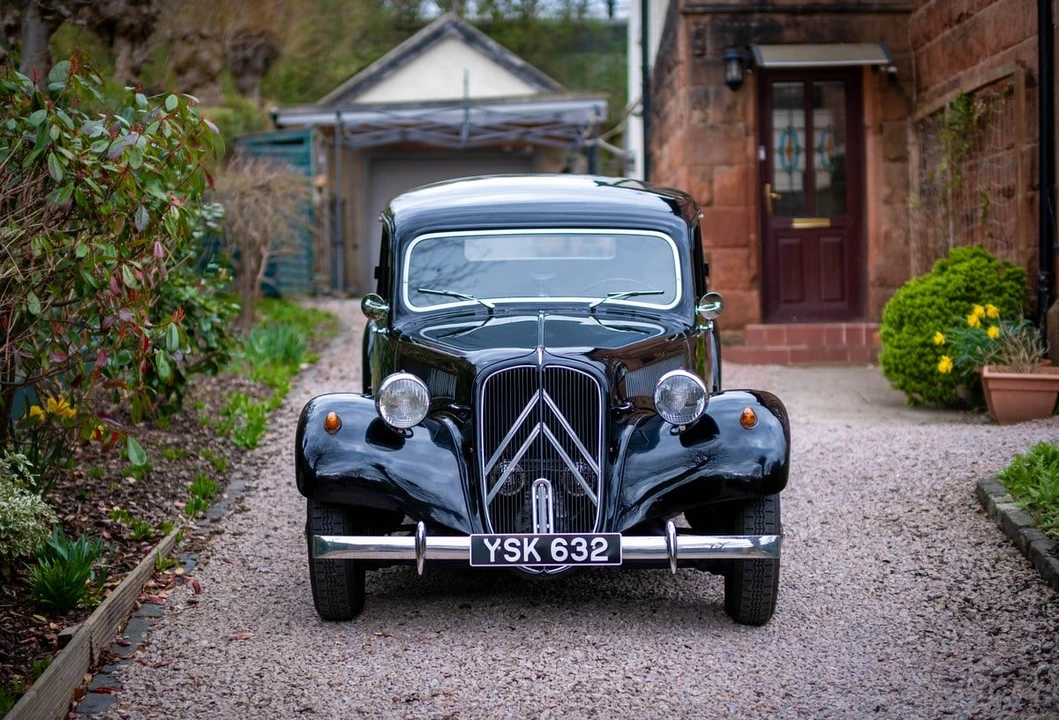1955 Citroen Traction Avant - Image 5 of 30