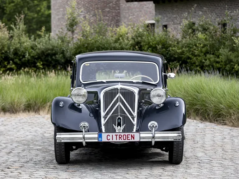1955 Citroen Traction Avant - Image 8 of 30