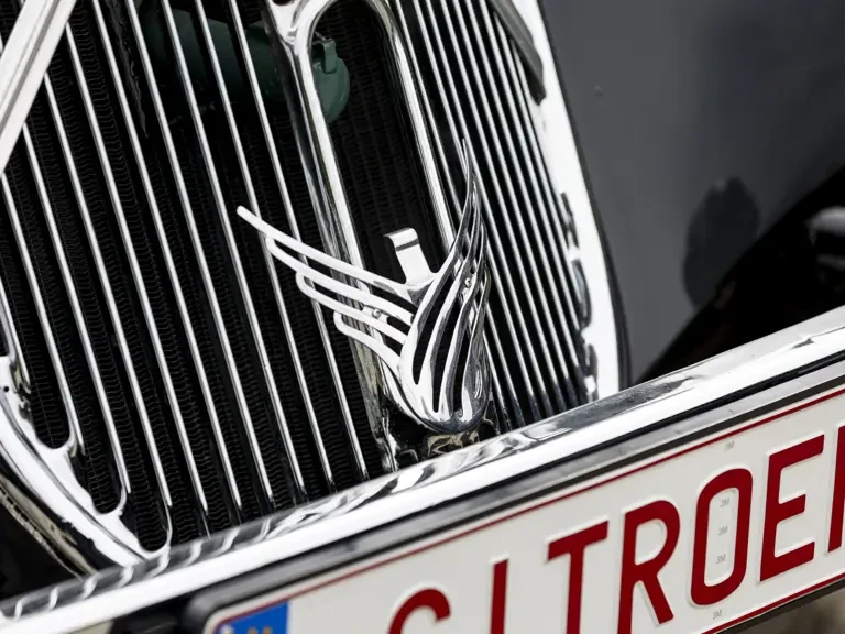 1955 Citroen Traction Avant - Image 7 of 30