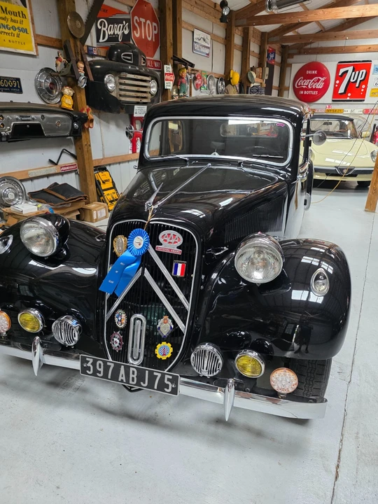 1955 Citroen Traction Avant - Image 11 of 19