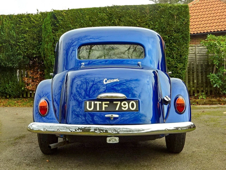 1955 Citroen Traction Avant - Image 20 of 30
