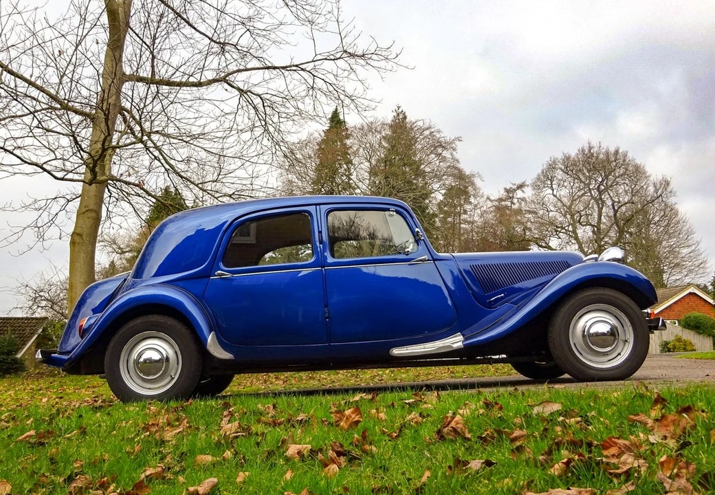 1955 Citroen Traction Avant - Image 6 of 30