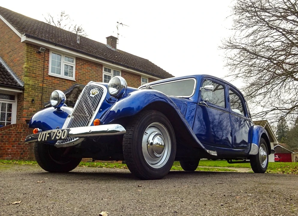 1955 Citroen Traction Avant - Image 10 of 30