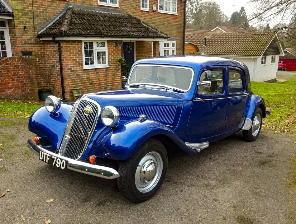 1955 Citroen Traction Avant - Image 11 of 30