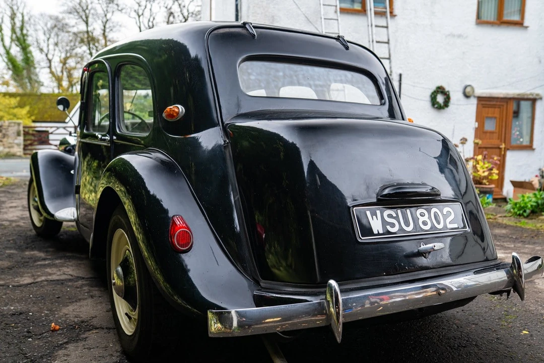 1955 Citroen Traction Avant - Image 10 of 30