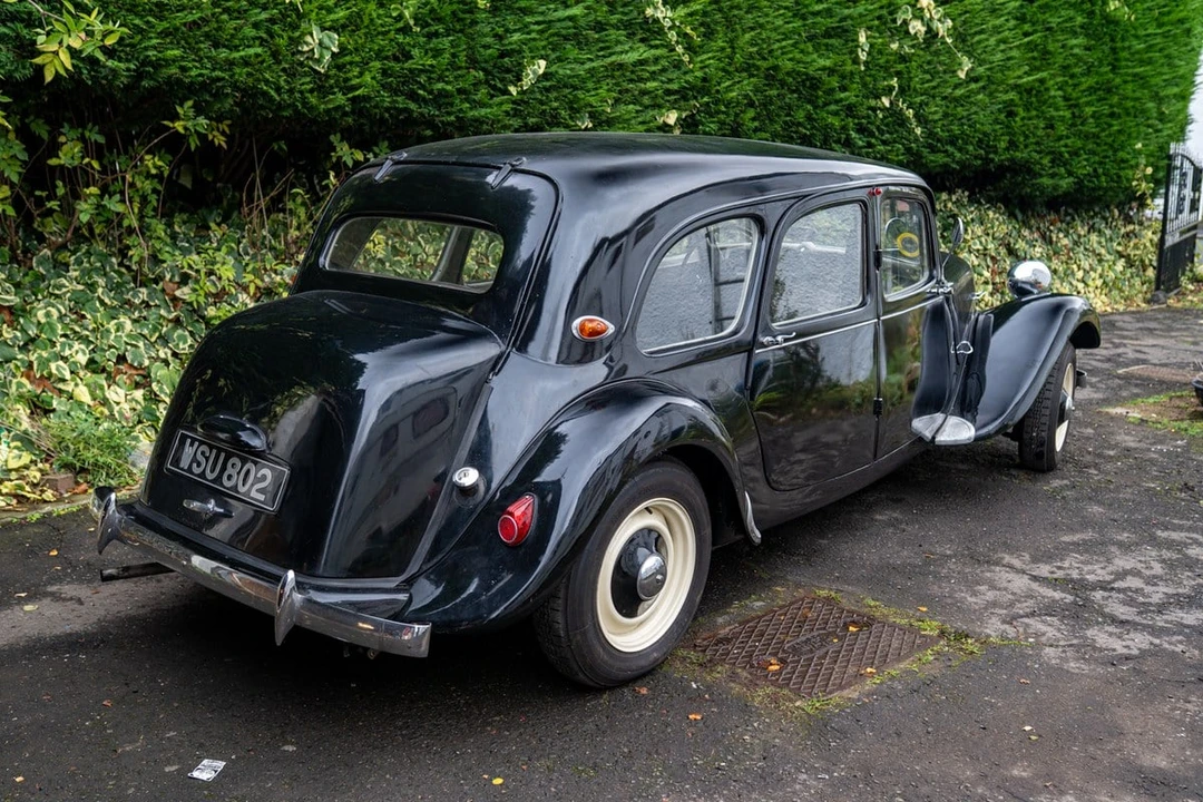 1955 Citroen Traction Avant - Image 5 of 30