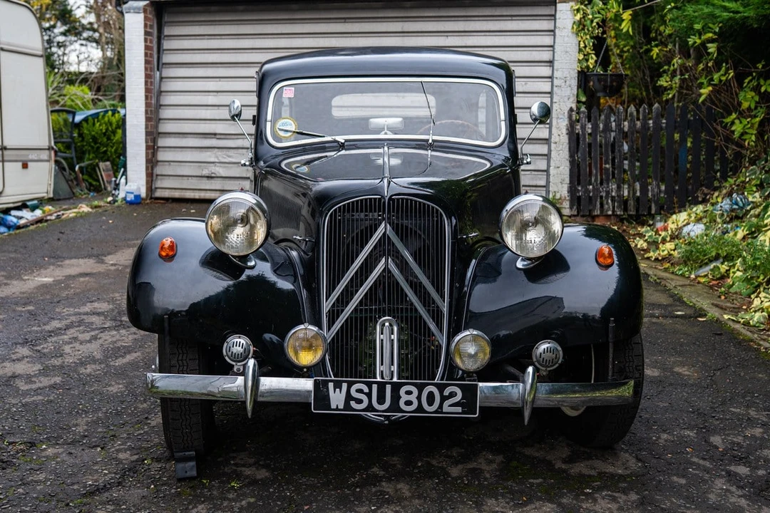1955 Citroen Traction Avant - Image 2 of 30
