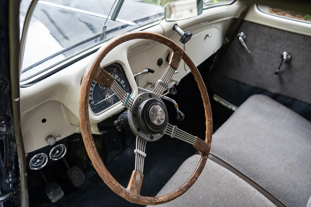 1955 Citroen Traction Avant - Image 17 of 30
