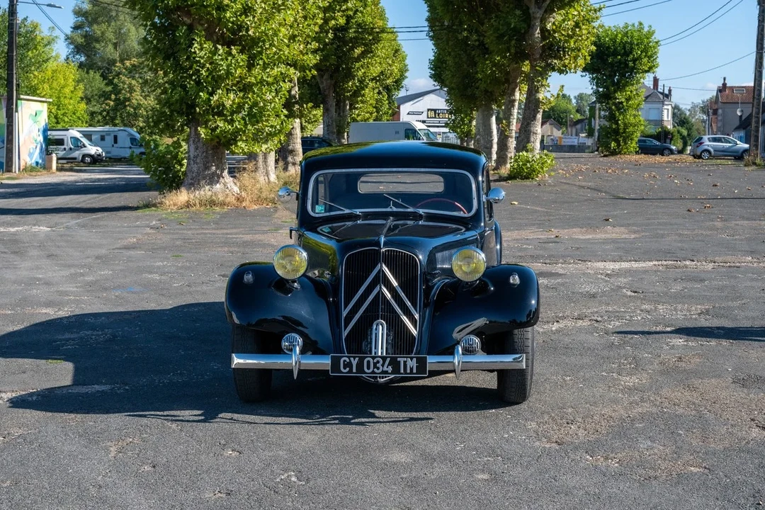 1955 Citroen Traction Avant - Image 3 of 30