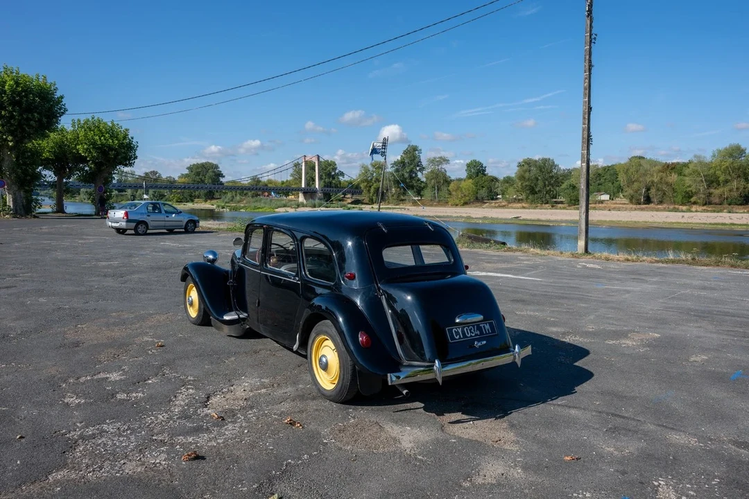 1955 Citroen Traction Avant - Image 5 of 30