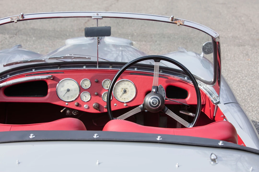 1955 Daimler - Image 21 of 31
