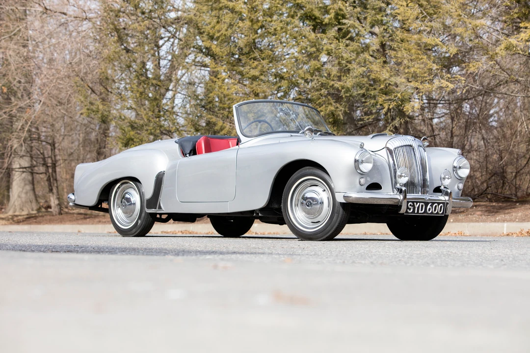 1955 Daimler - Image 4 of 31
