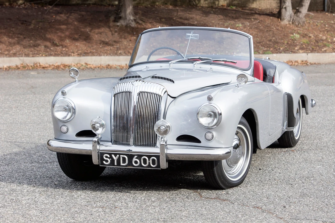 1955 Daimler - Image 5 of 31