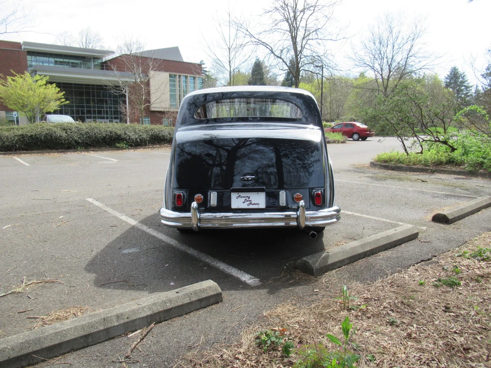 1955 Daimler - Image 17 of 31
