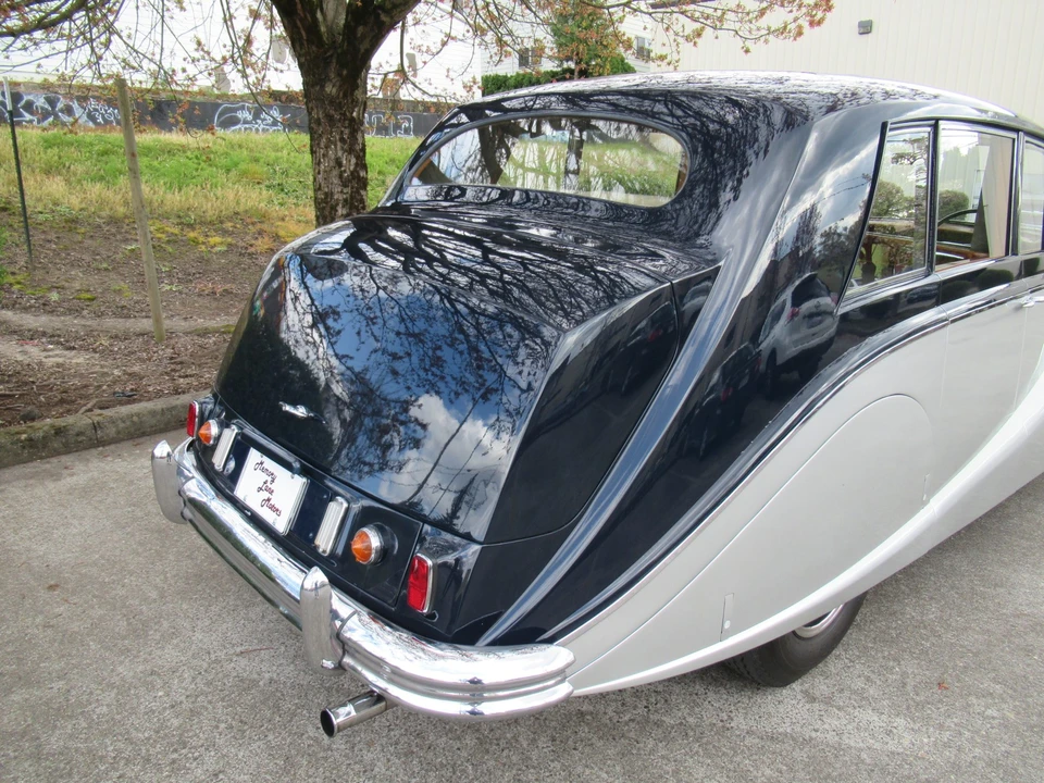 1955 Daimler - Image 20 of 31