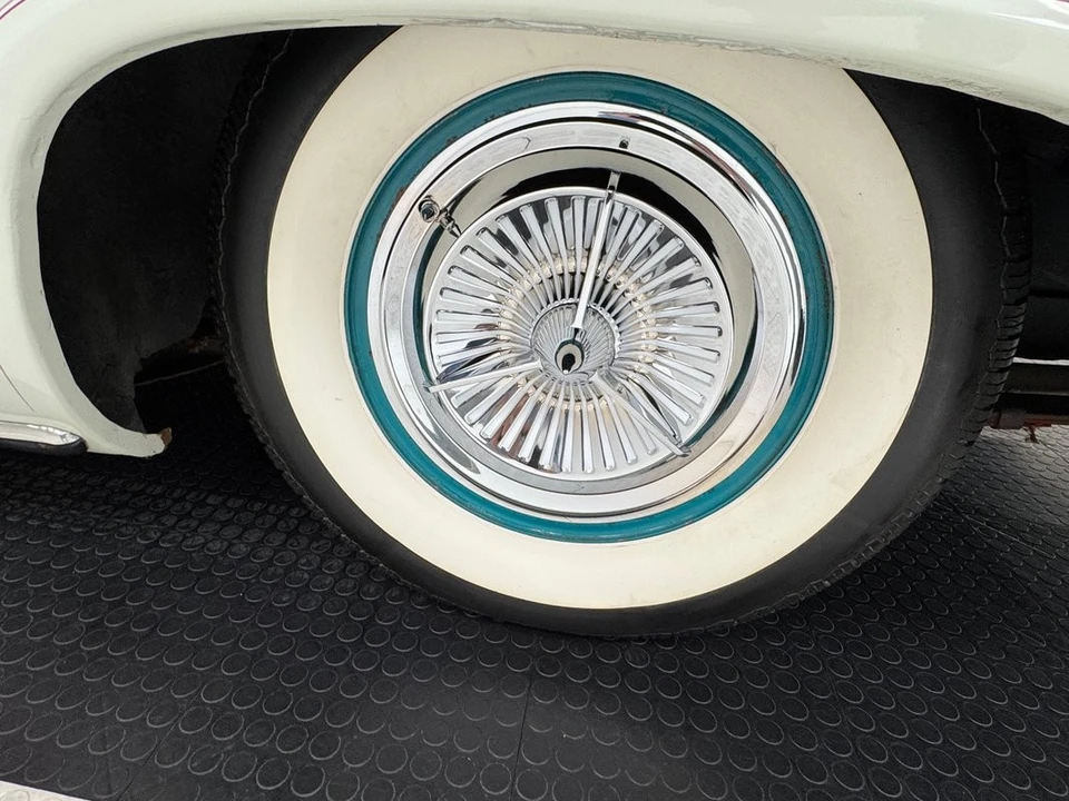 1955 DeSoto - Image 19 of 31