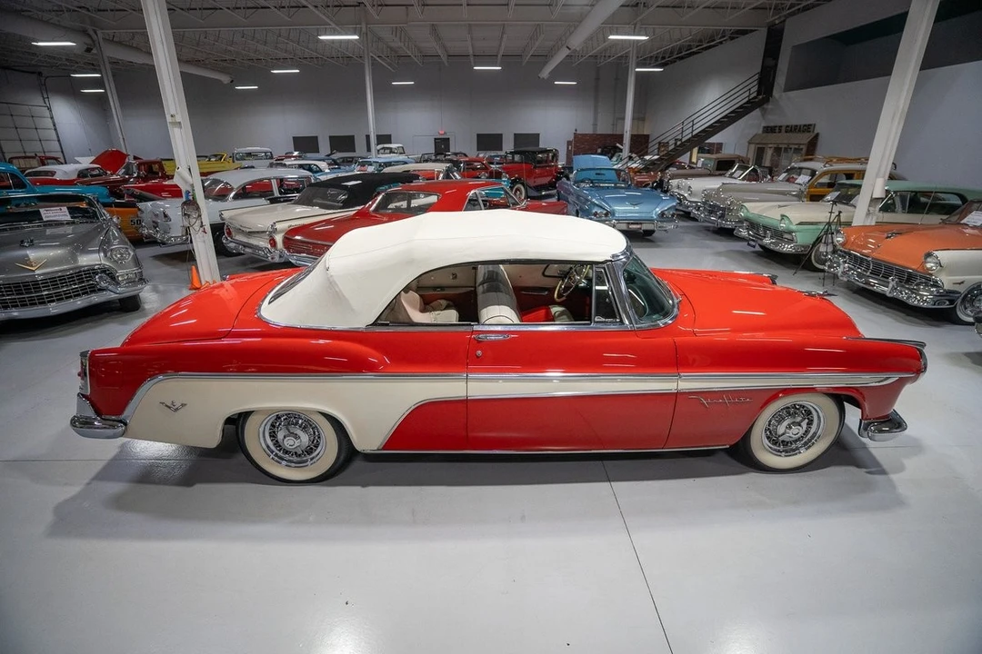 1955 DeSoto Firedome - Image 16 of 31