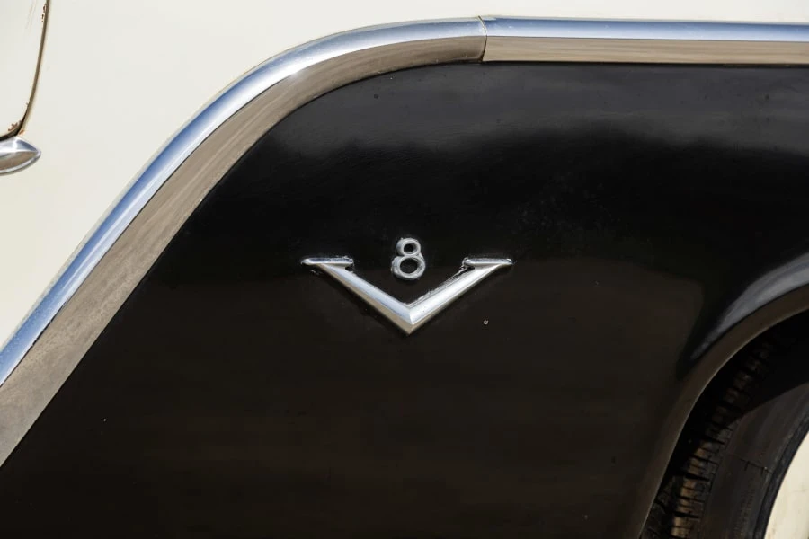 1955 DeSoto Firedome - Image 16 of 31