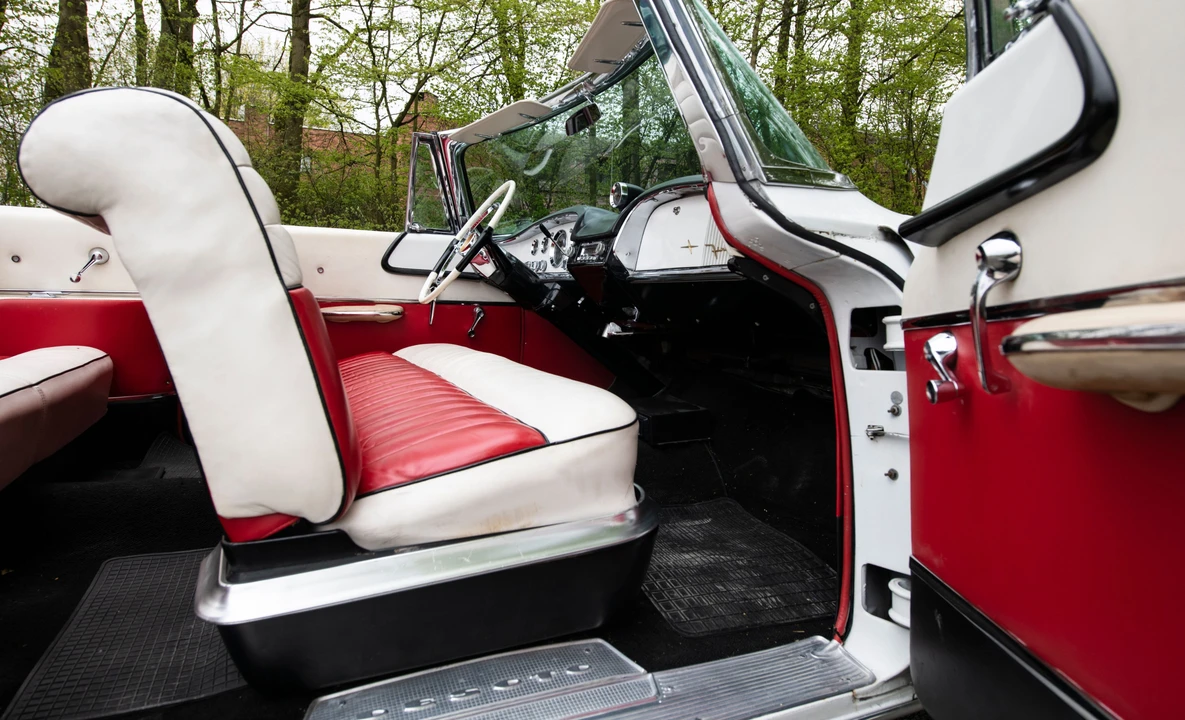 1955 DeSoto Fireflite - Image 27 of 31