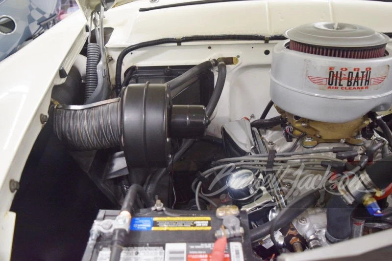 1955 Ford Fairlane 1st Gen - Image 5 of 31