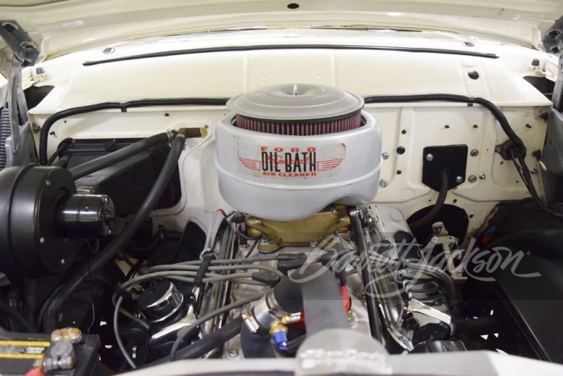 1955 Ford Fairlane 1st Gen - Image 6 of 31