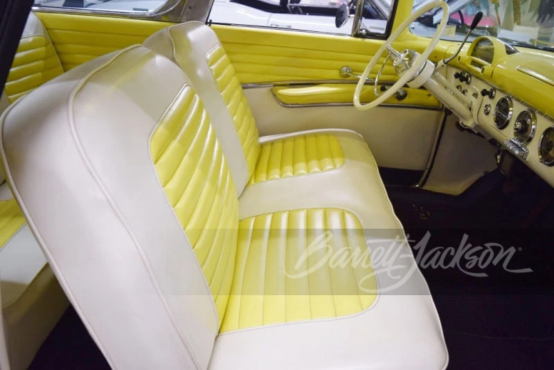 1955 Ford Fairlane 1st Gen - Image 9 of 31