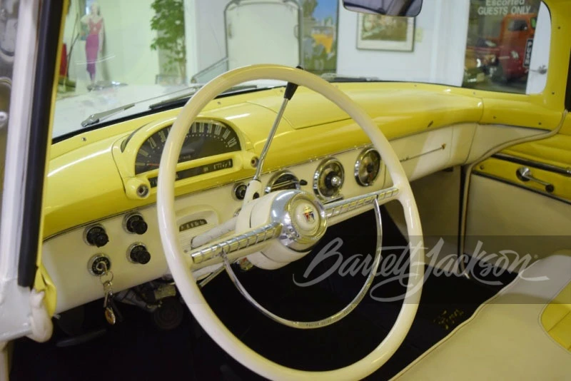 1955 Ford Fairlane 1st Gen - Image 10 of 31