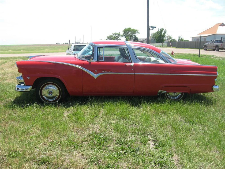 1955 Ford Fairlane 1st Gen - Image 5 of 5