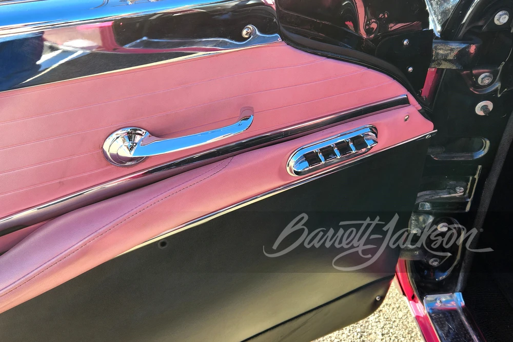 1955 Ford Fairlane 1st Gen - Image 19 of 23