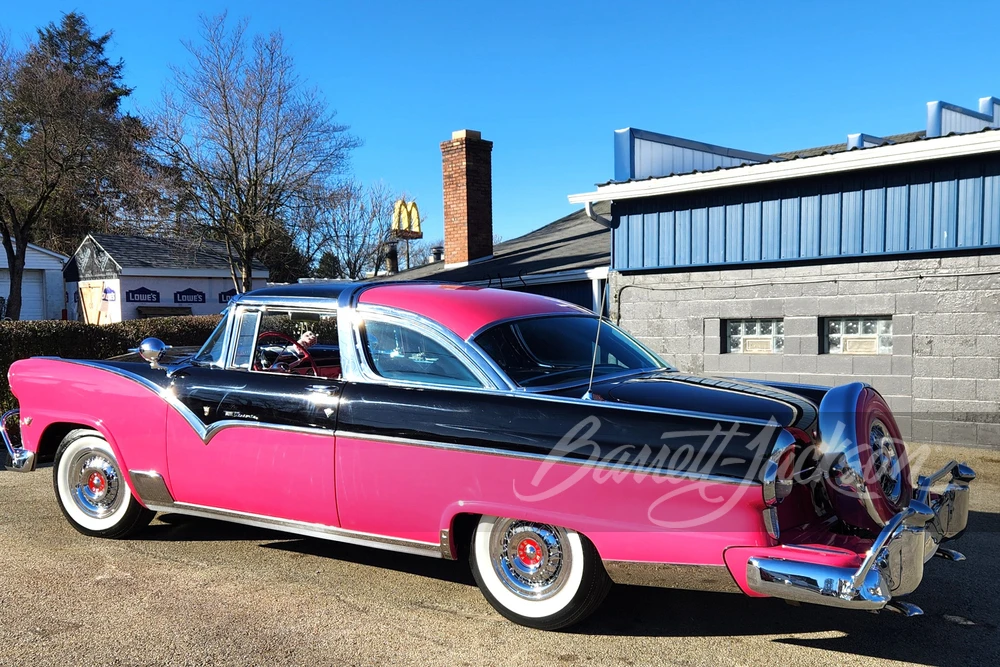 1955 Ford Fairlane 1st Gen - Image 9 of 23