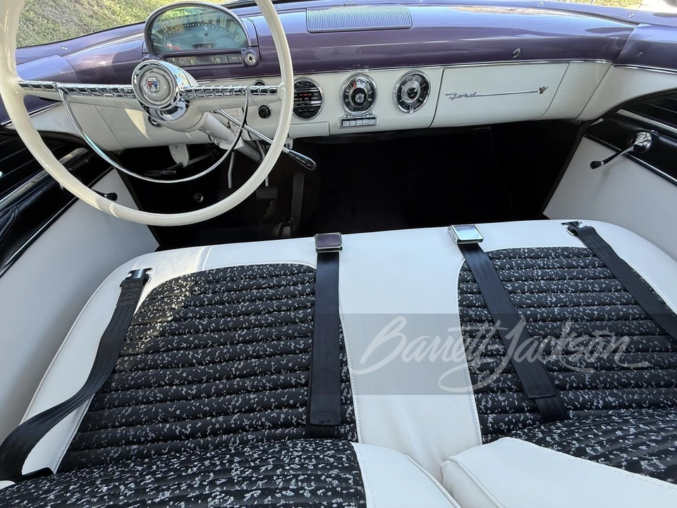 1955 Ford Fairlane 1st Gen - Image 5 of 30
