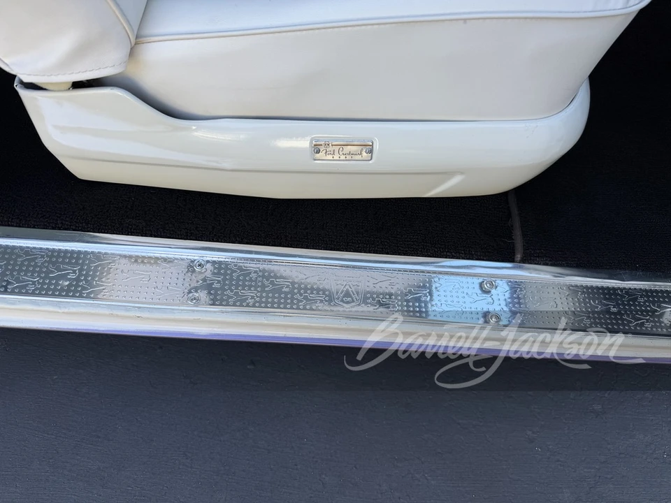 1955 Ford Fairlane 1st Gen - Image 14 of 30