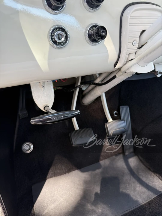 1955 Ford Fairlane 1st Gen - Image 17 of 30