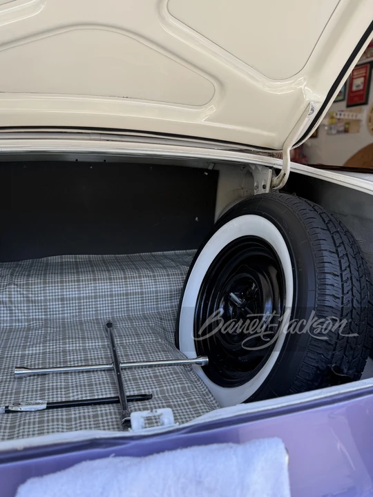 1955 Ford Fairlane 1st Gen - Image 29 of 30