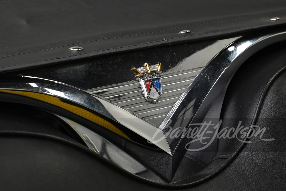 1955 Ford Fairlane 1st Gen - Image 20 of 31