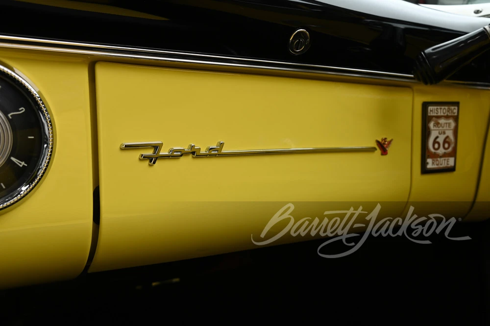 1955 Ford Fairlane 1st Gen - Image 21 of 31
