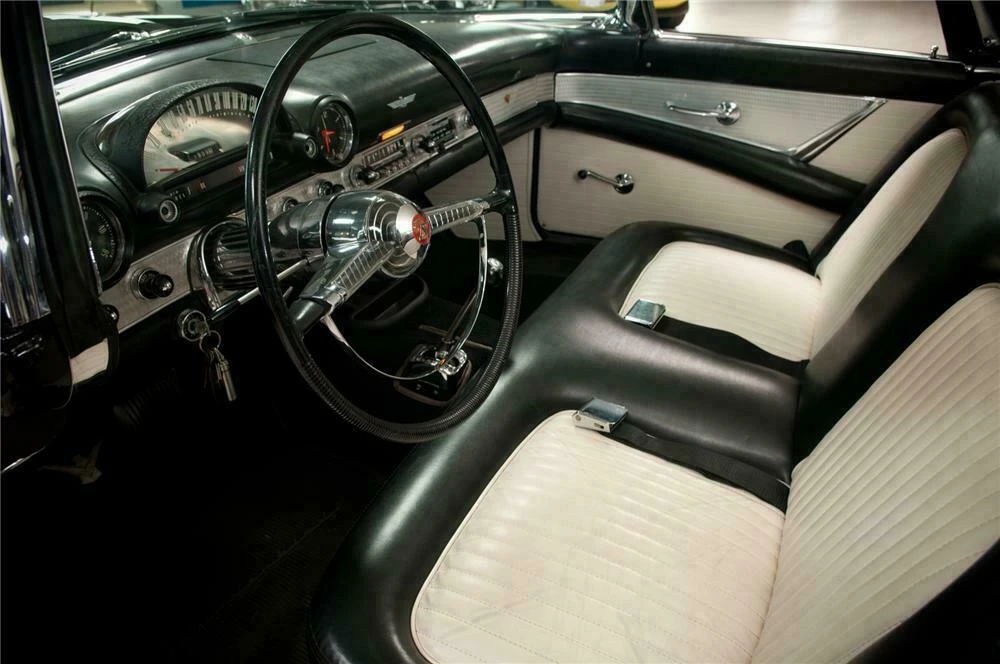 1955 Ford Thunderbird 1st Gen - Image 4 of 5