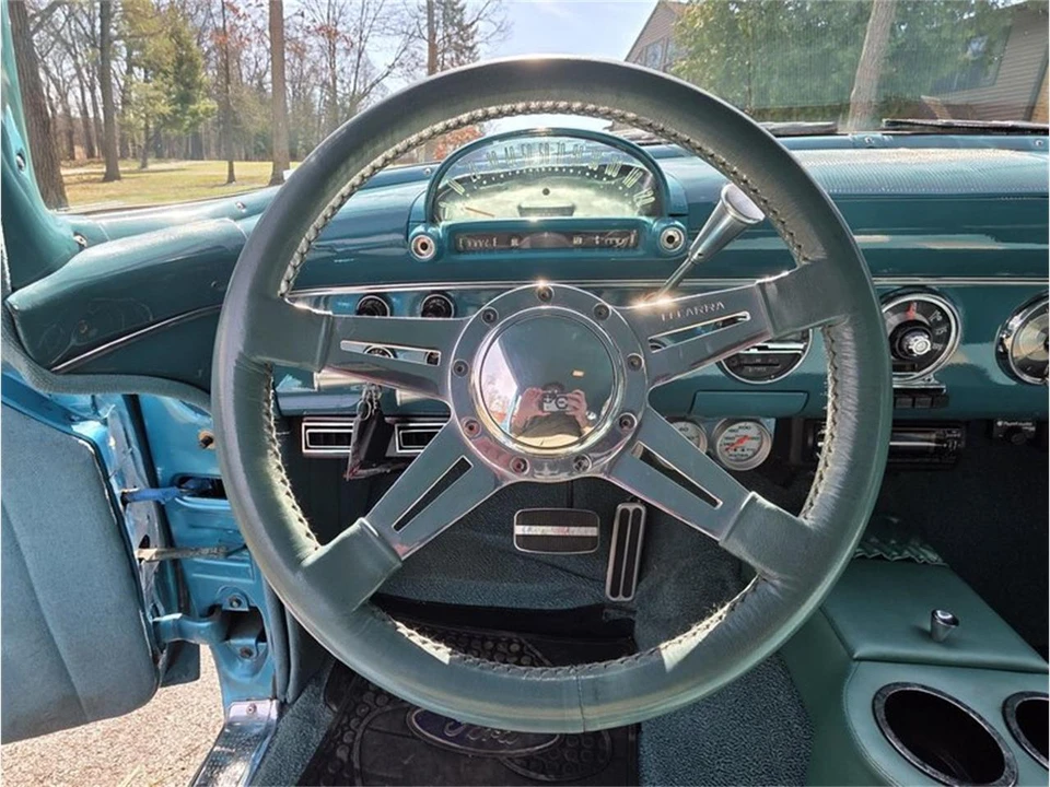 1955 Ford Customline - Image 25 of 31