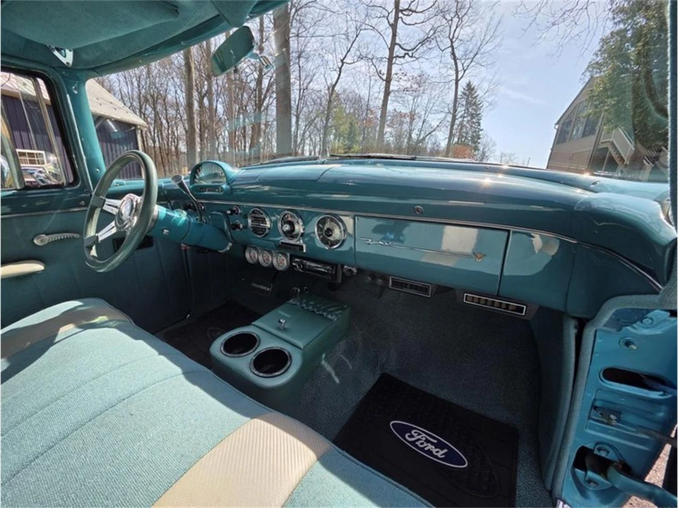 1955 Ford Customline - Image 28 of 31