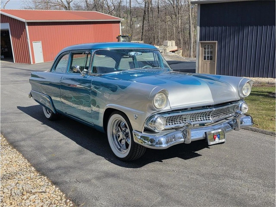1955 Ford Customline - Image 2 of 31
