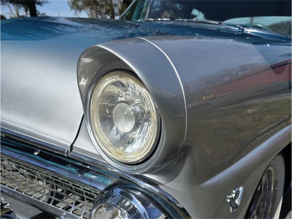 1955 Ford Customline - Image 12 of 31