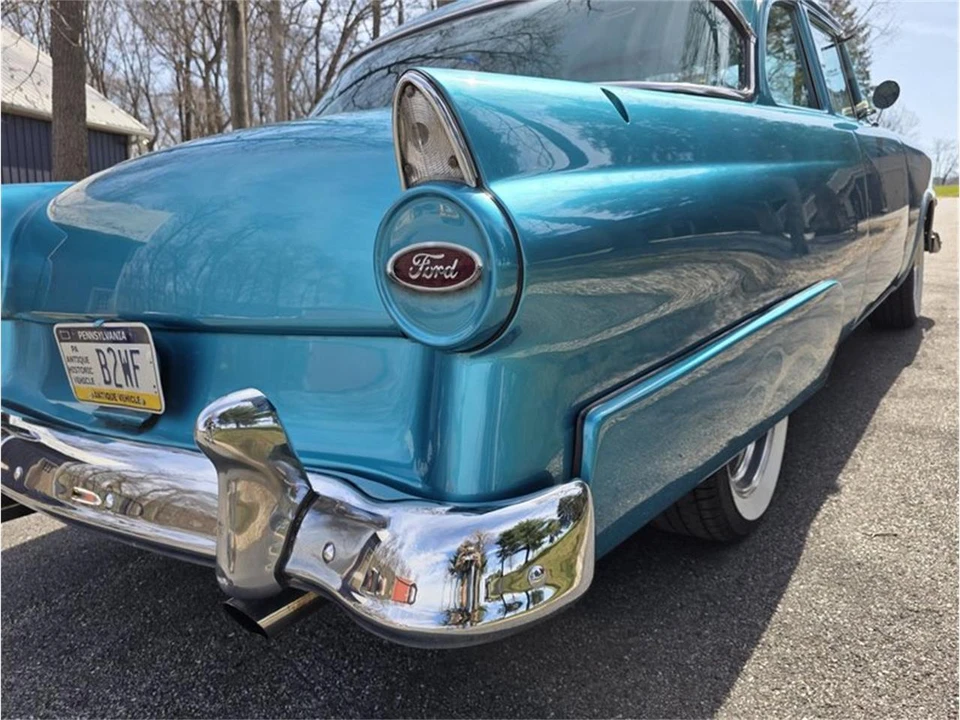1955 Ford Customline - Image 18 of 31