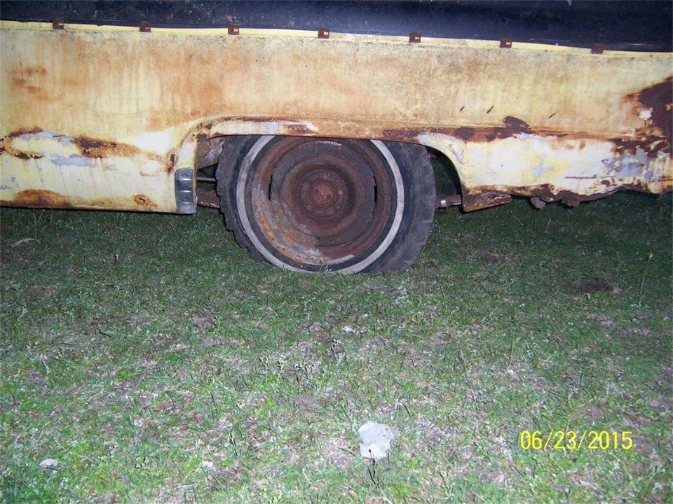 1955 Ford Fairlane 1st Gen - Image 7 of 18