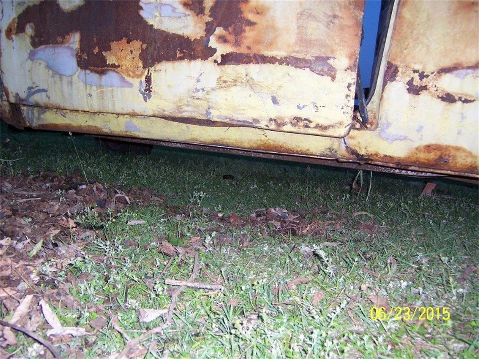 1955 Ford Fairlane 1st Gen - Image 8 of 18