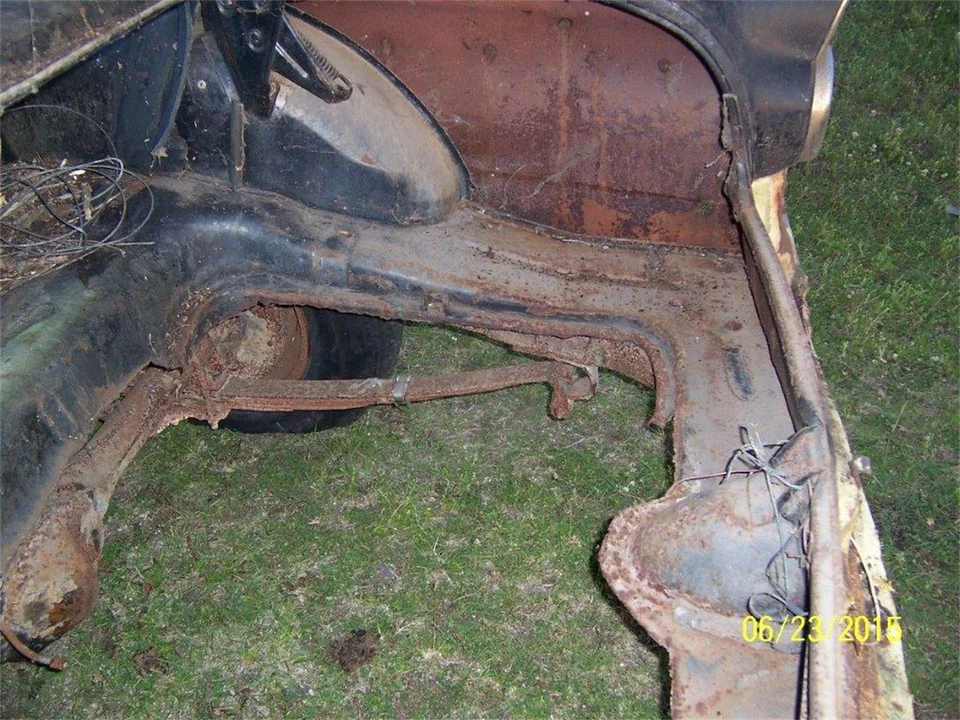 1955 Ford Fairlane 1st Gen - Image 18 of 18