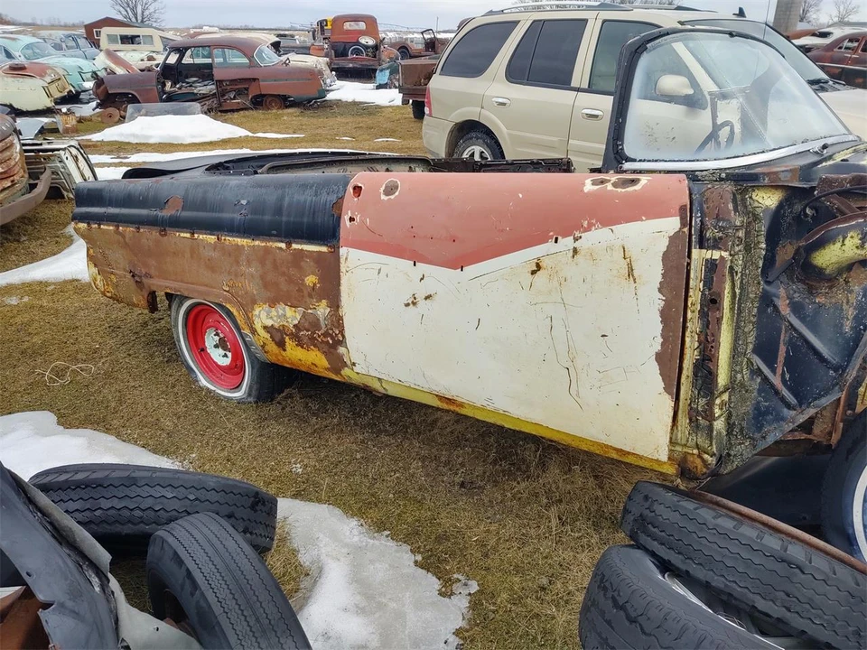 1955 Ford Fairlane 1st Gen - Image 5 of 18