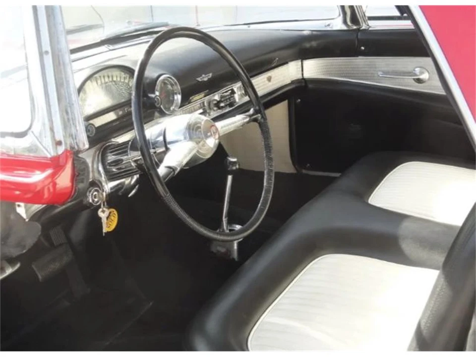 1955 Ford Fairlane 1st Gen - Image 27 of 31